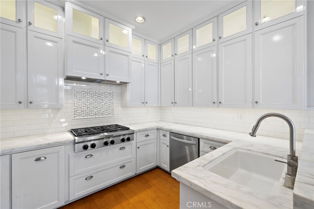 3610 Daffodil Avenue