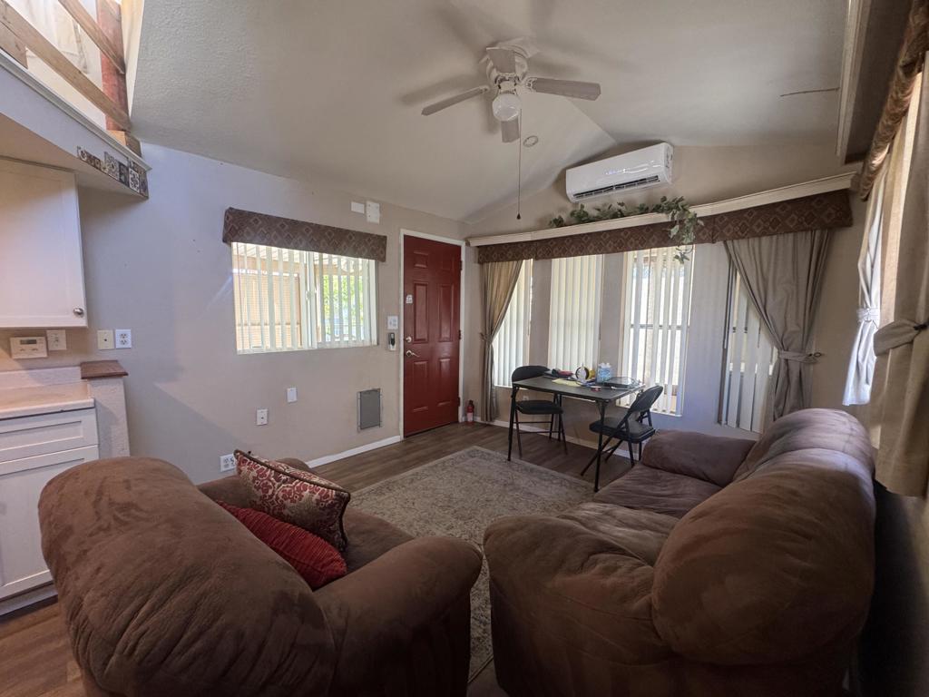 Rancho Casa Blanca - Manufactured In Park
