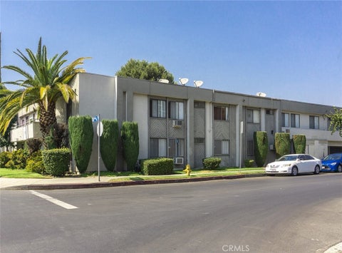 Photo of 14807 Parthenia ST, Panorama City, CA 91402 (MLS # GD26218813)
