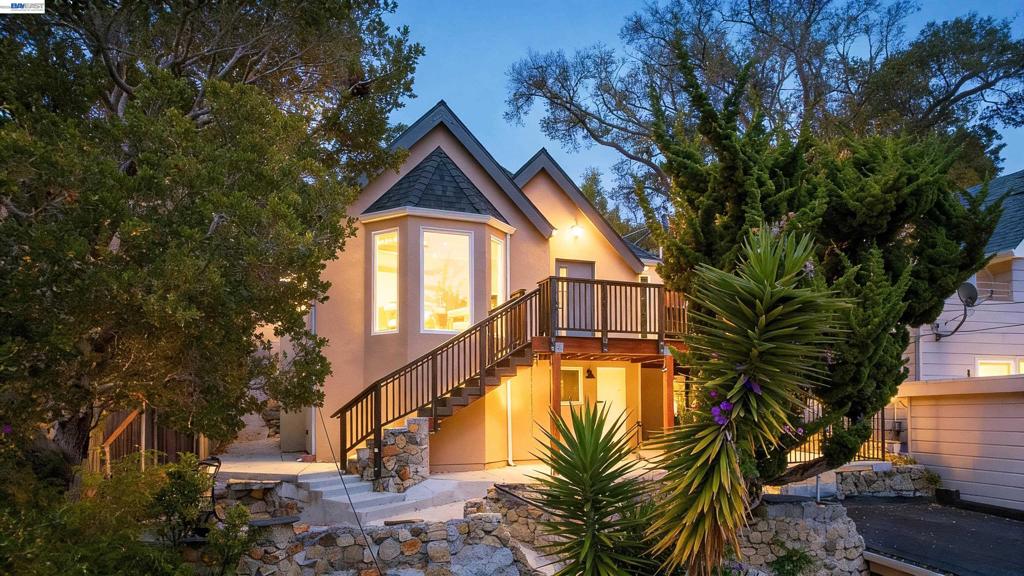 483 Boynton Ave Ave, Berkeley CA 94707