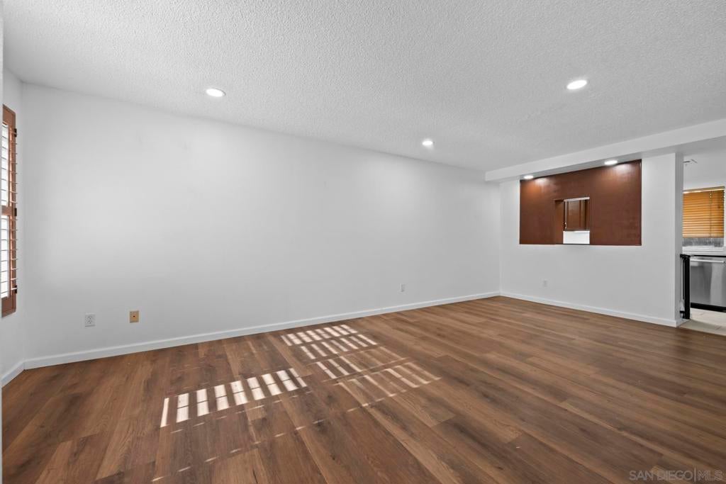 1512 Gustavo Street Unit B B