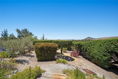 Tiny photo for 225 Broken Arrow Road Rd, Nipomo, CA 93444 (MLS # SC25138729)