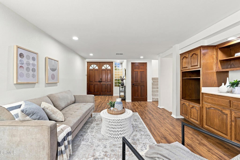 3933 Ocean Drive