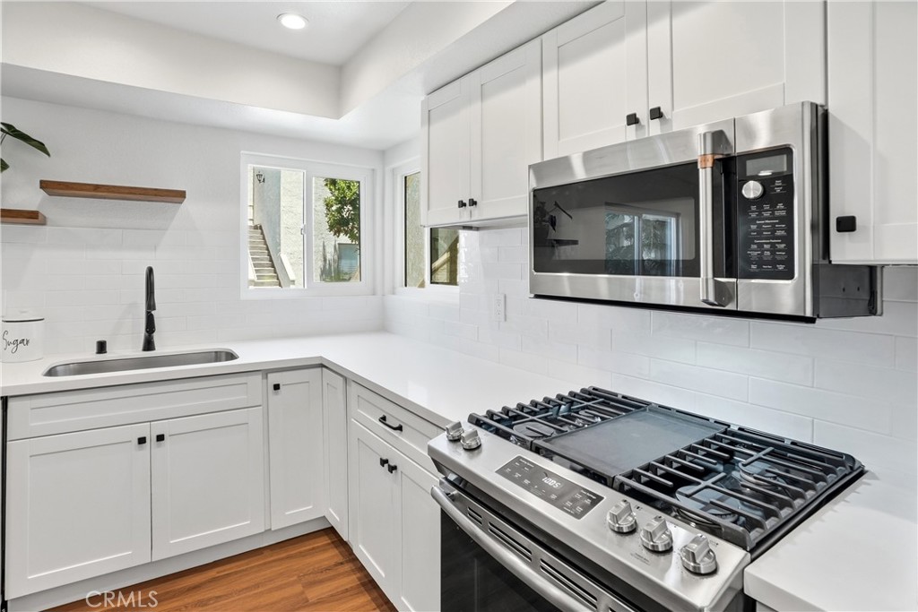 29121 Via Cerrito