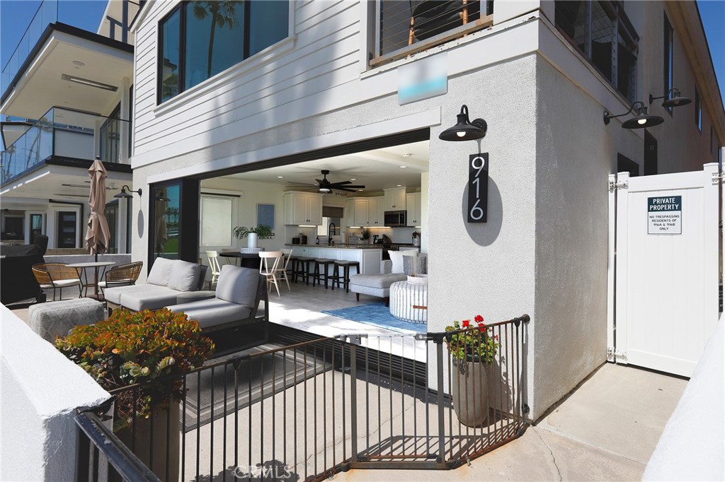 916 E Oceanfront