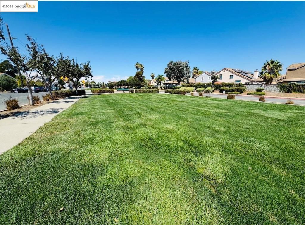 Photo of 332 East 8th St, Pittsburg, CA 94565 (MLS # 41115201)
