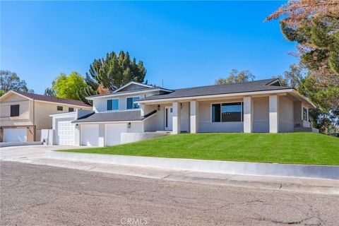 Photo of 637 Lagoon Street, Needles, CA 92363 (MLS # PW24239543) Photo of 637 Lagoon Street, Needles, CA 92363 (MLS # PW24239543)