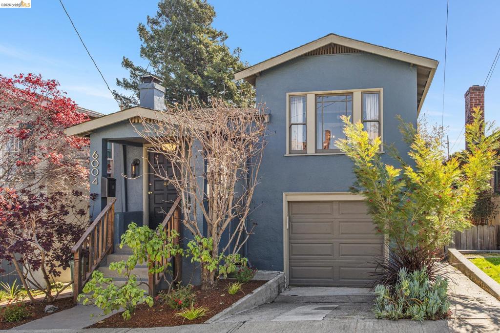 6004 6004 Orchard Ave