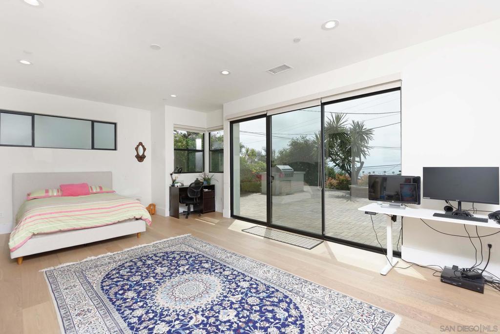 La Jolla - Residential Lease