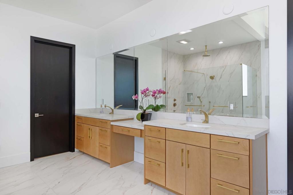 La Jolla - Residential Lease