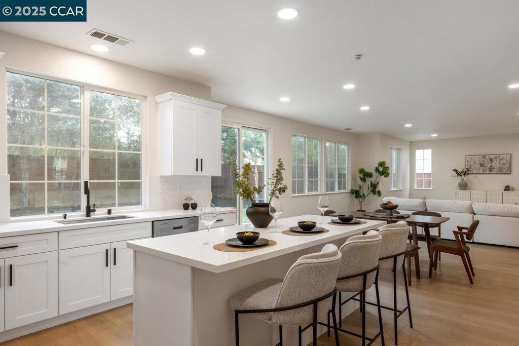 TRACY PARK - Residential