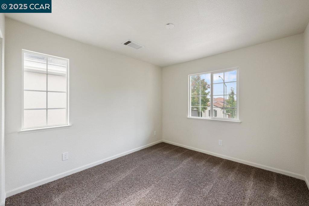 TRACY PARK - Residential