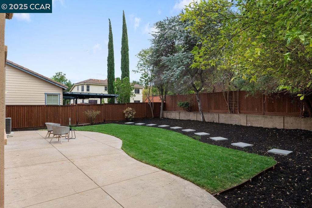 TRACY PARK - Residential