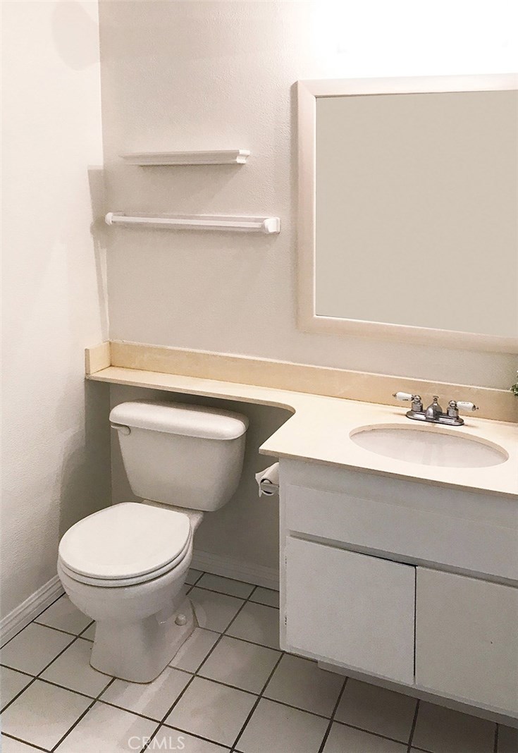 Aliso Villas (AV) - Residential