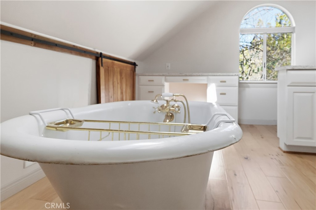 Arrowhead Woods (AWHW) - Residential