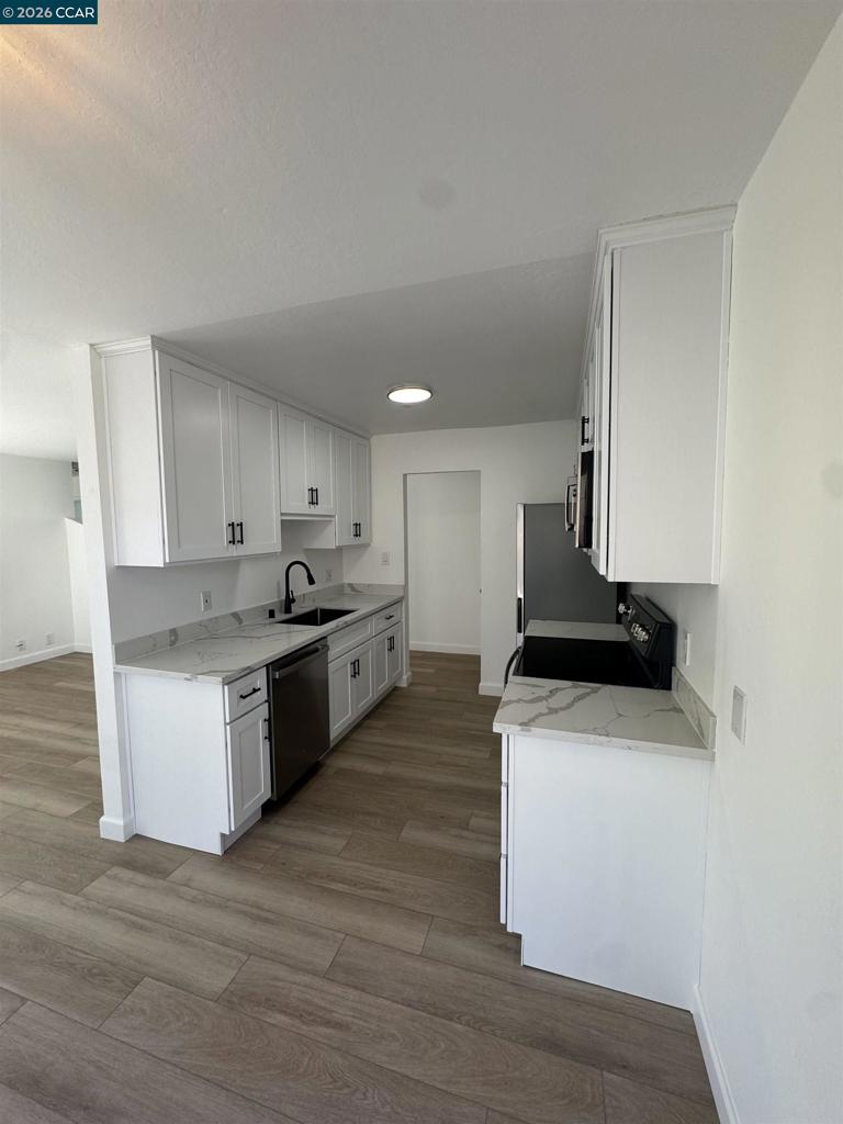 8975 8975 Alcosta Blvd 116