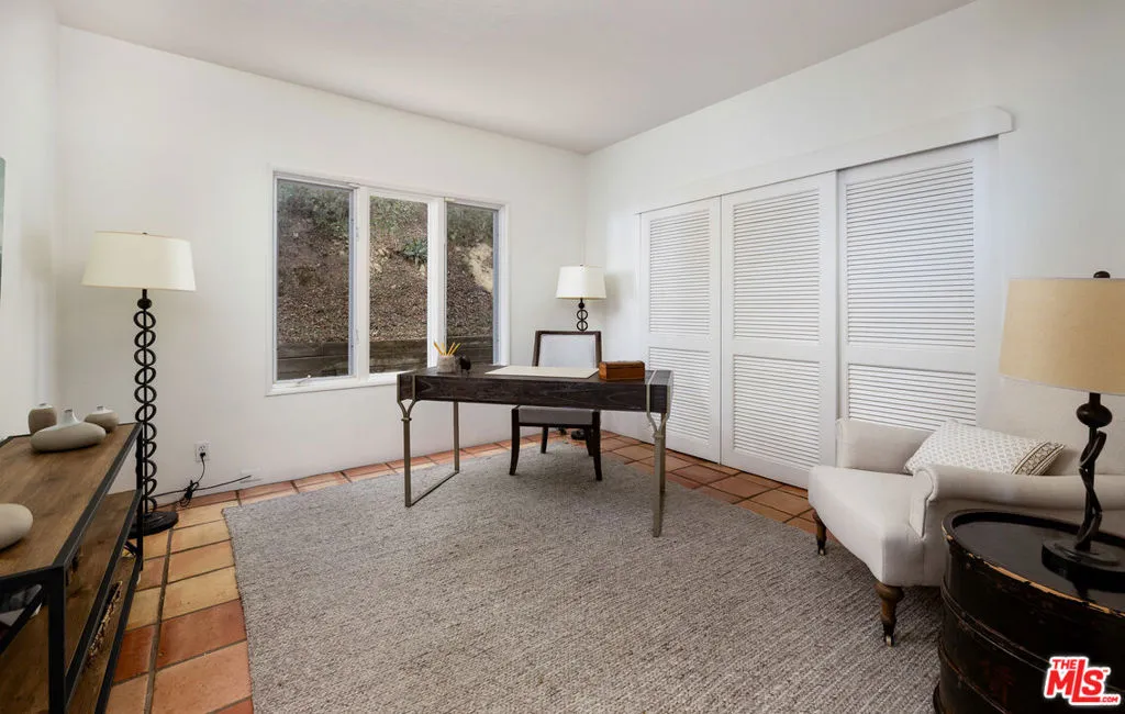 Santa Barbara, California 93108, United States, 4 Bedrooms Bedrooms, ,5 BathroomsBathrooms,Residential,Active,105449