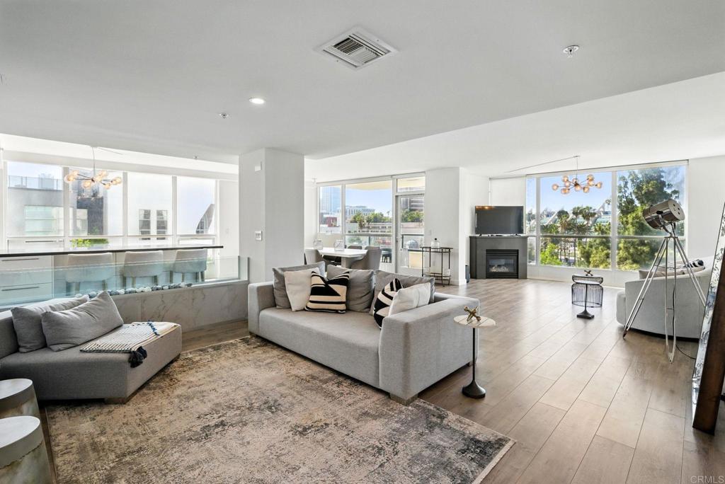 510 First Ave 402