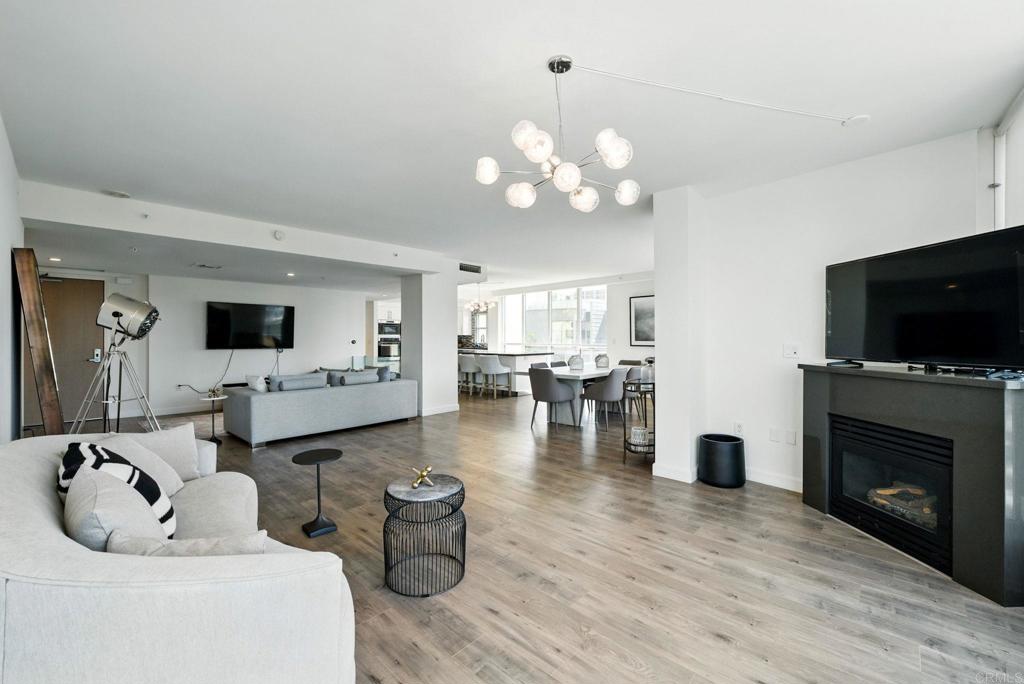 510 First Ave 402