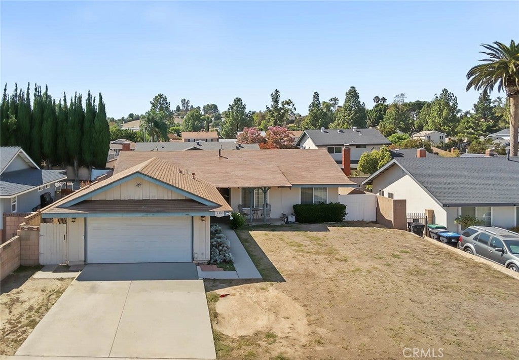 14990 Oakwood