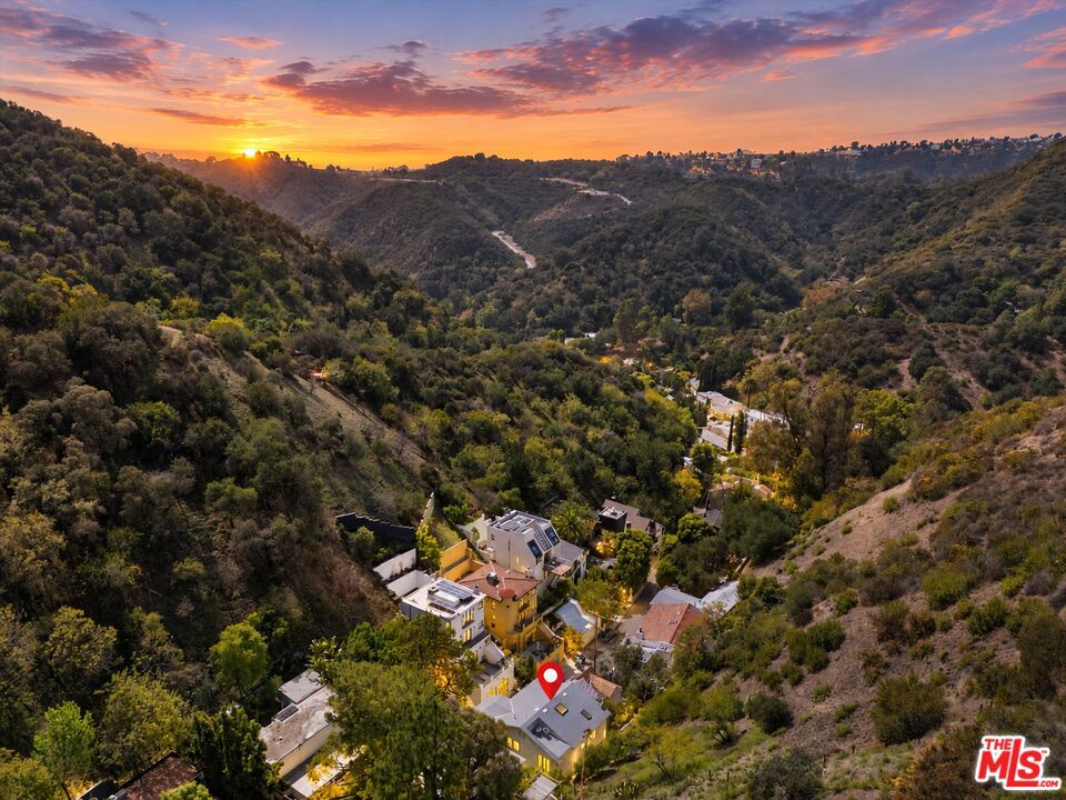 9835 Portola Drive