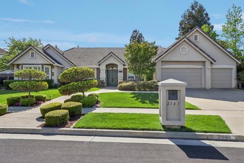 Photo of 2161 Shadow Ridge Way, San Jose, CA 95138 (MLS # ML82044254)