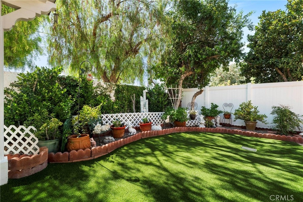 30418 Daisy Court