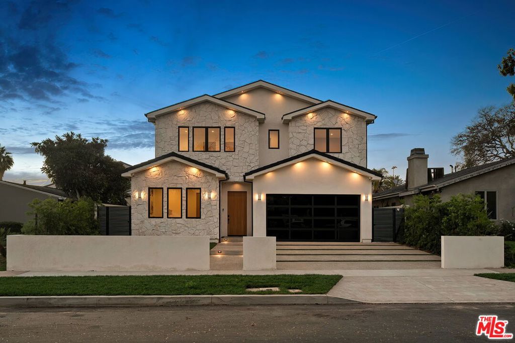 12657 Dewey Street