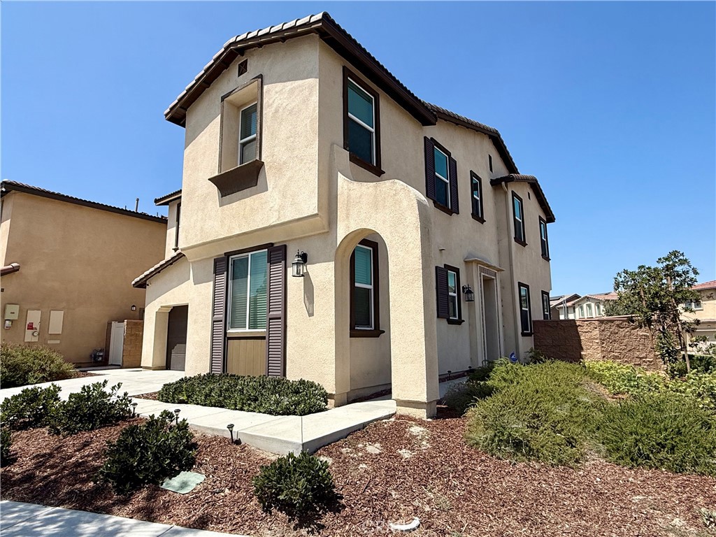 4858 S Avocado Trail
