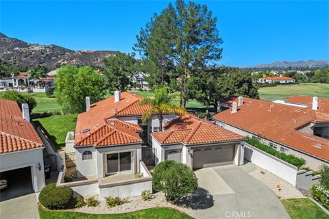 Photo of 38125 Braemar Court, Murrieta, CA 92562 (MLS # SW26221180)