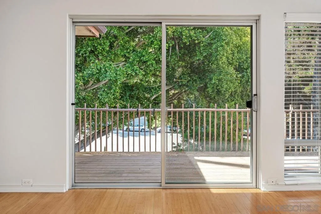 La Jolla, California 92037, United States, 1 Bedroom Bedrooms, ,1 BathroomBathrooms,Residential,Active,247622