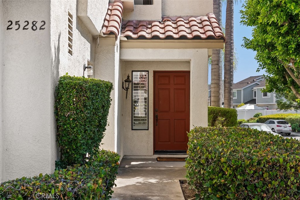 25282 Vista Hermosa