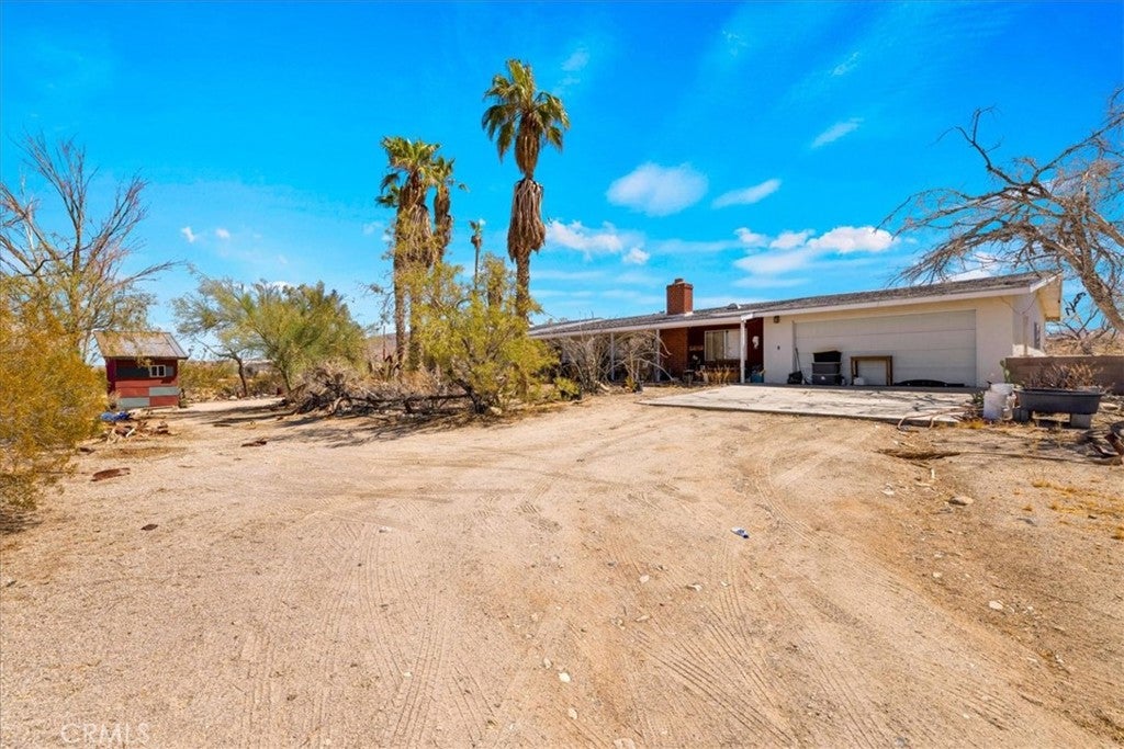 74704 Starview Lane