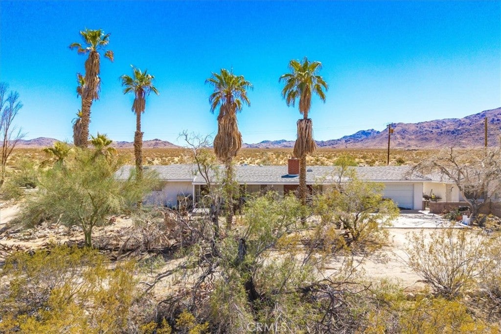 74704 Starview Lane