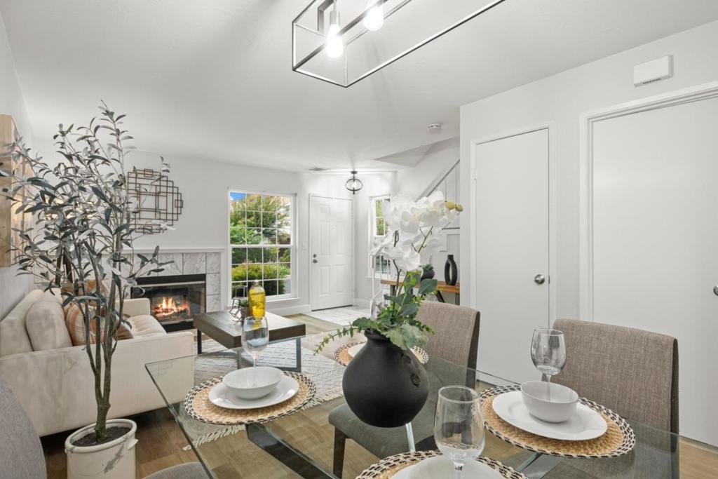 5226 Macaw Court