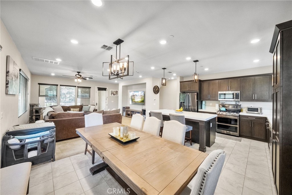 1577 Castillo Way 5