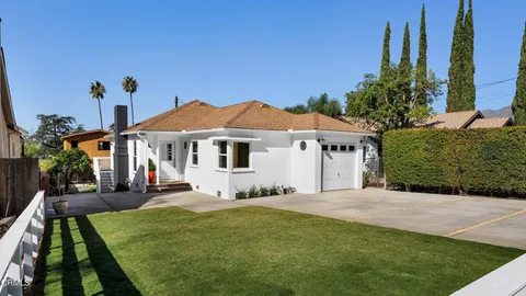 10437 Helendale Avenue, Los Angeles, CA 91042 - MLS#: P1-24820