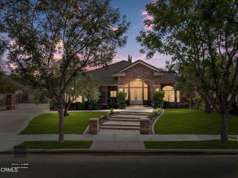 Photo of 1910 Heaton Street, Bakersfield, CA 93311 (MLS # V1-38836)
