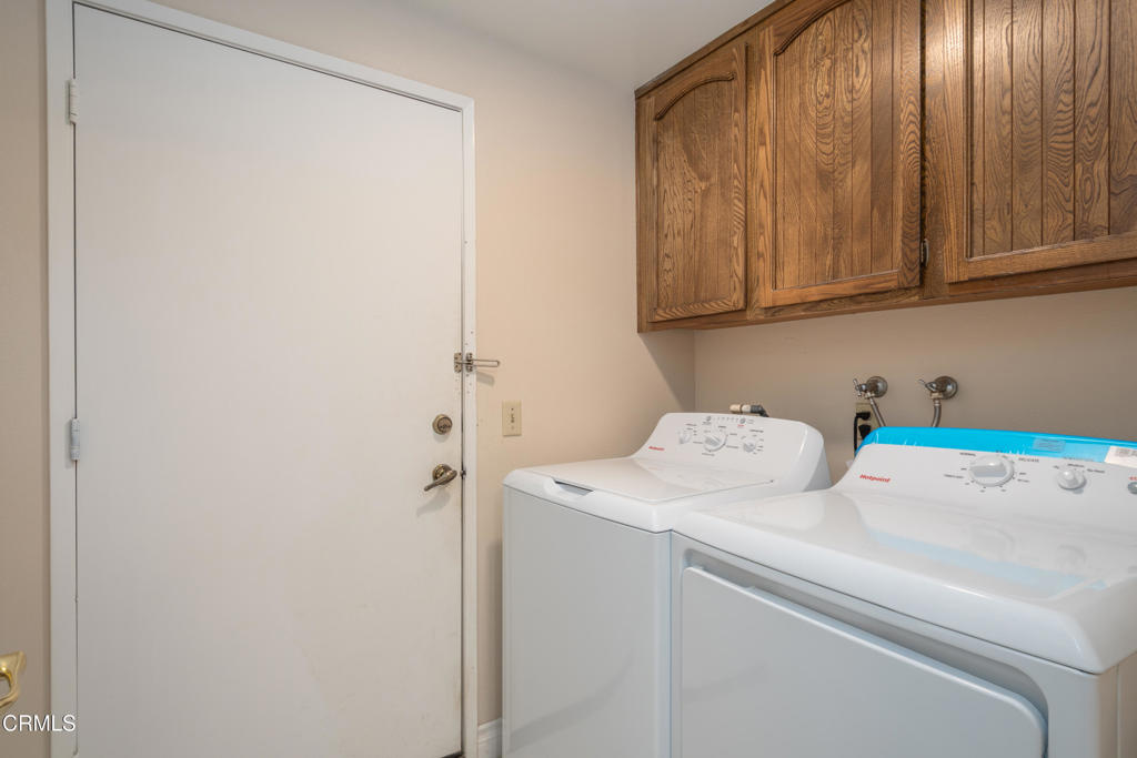 Lionsgate - 305101 - Residential