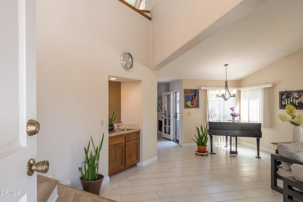 Lionsgate - 305101 - Residential