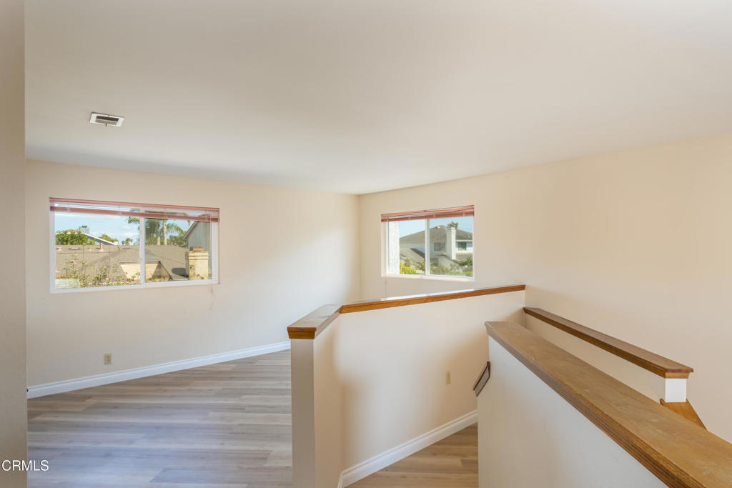 Lionsgate - 305101 - Residential
