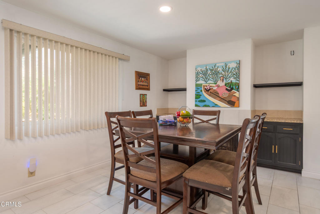 Lionsgate - 305101 - Residential