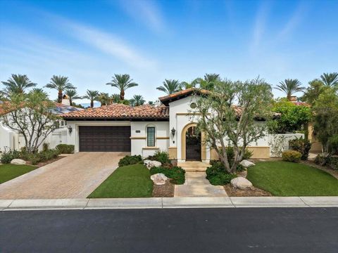 Photo of 76056 Via Chianti, Indian Wells, CA 92210 (MLS # 219138794DA)