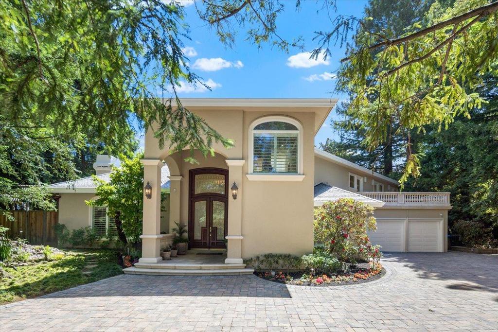 801 Eucalyptus Avenue