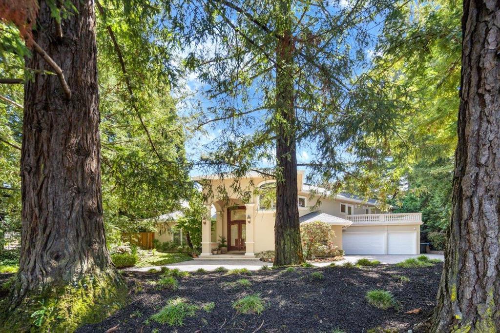 801 Eucalyptus Avenue
