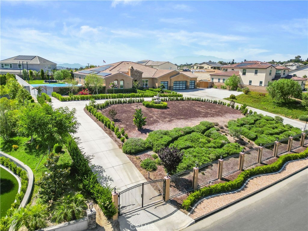 16282 Ginger Creek