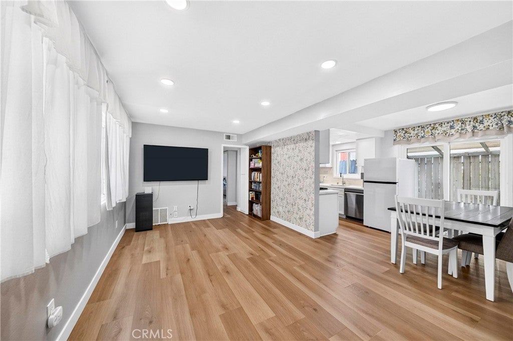 8451 Cedarview Court