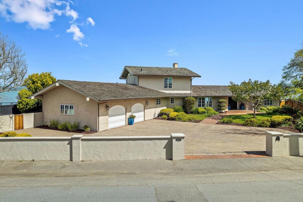 4250 Opal Cliff Drive