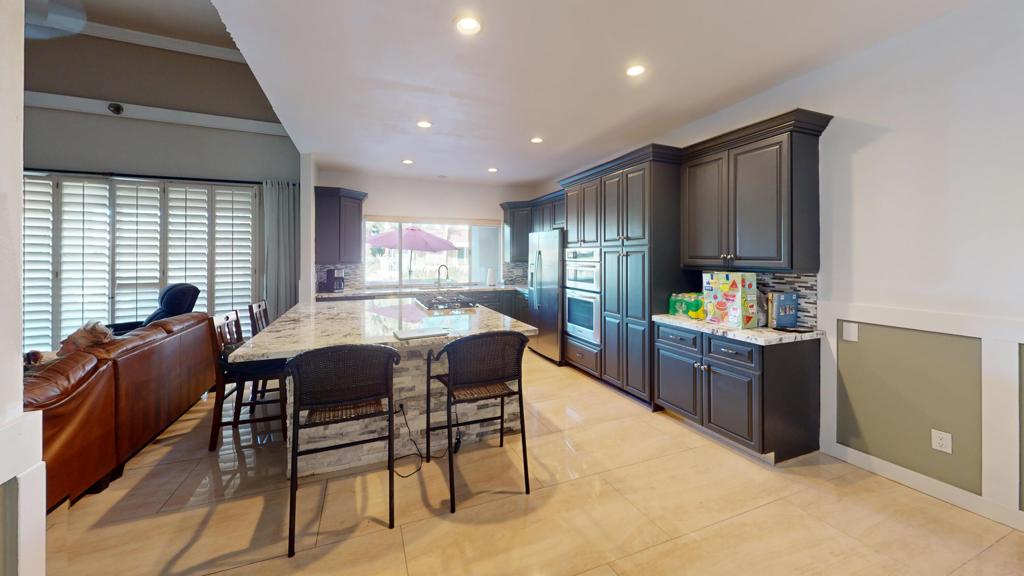 30 Lake Shore Drive