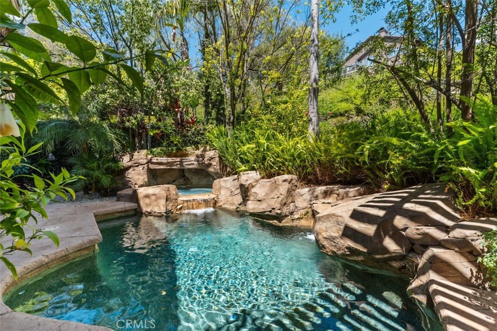21792 Hermosa Lane